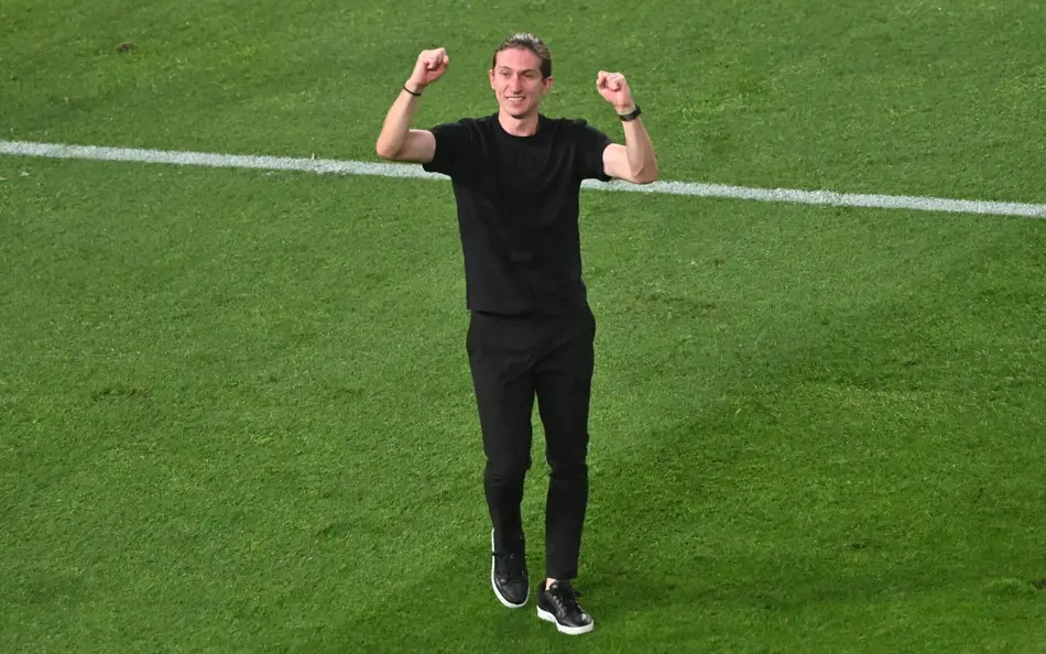 Filipe Luis emocionado com o titulo do Flamengo na Libertadores scaled aspect ratio 512 320 1 (1)