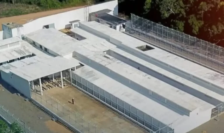 Unidade prisional de maues